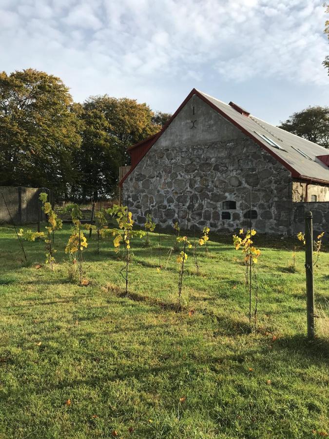 Rosloevs Gard Vackert Boende I En Naturskoen Miljoe. Flyinge Exterior photo